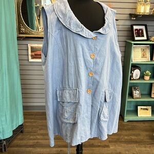 Sleeveless Vest